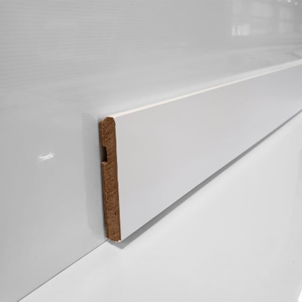 1-134 Varilla Zócalo Prepintado Curve Blanco 75 12mm x 75mm x 2600mm - Imagen 1